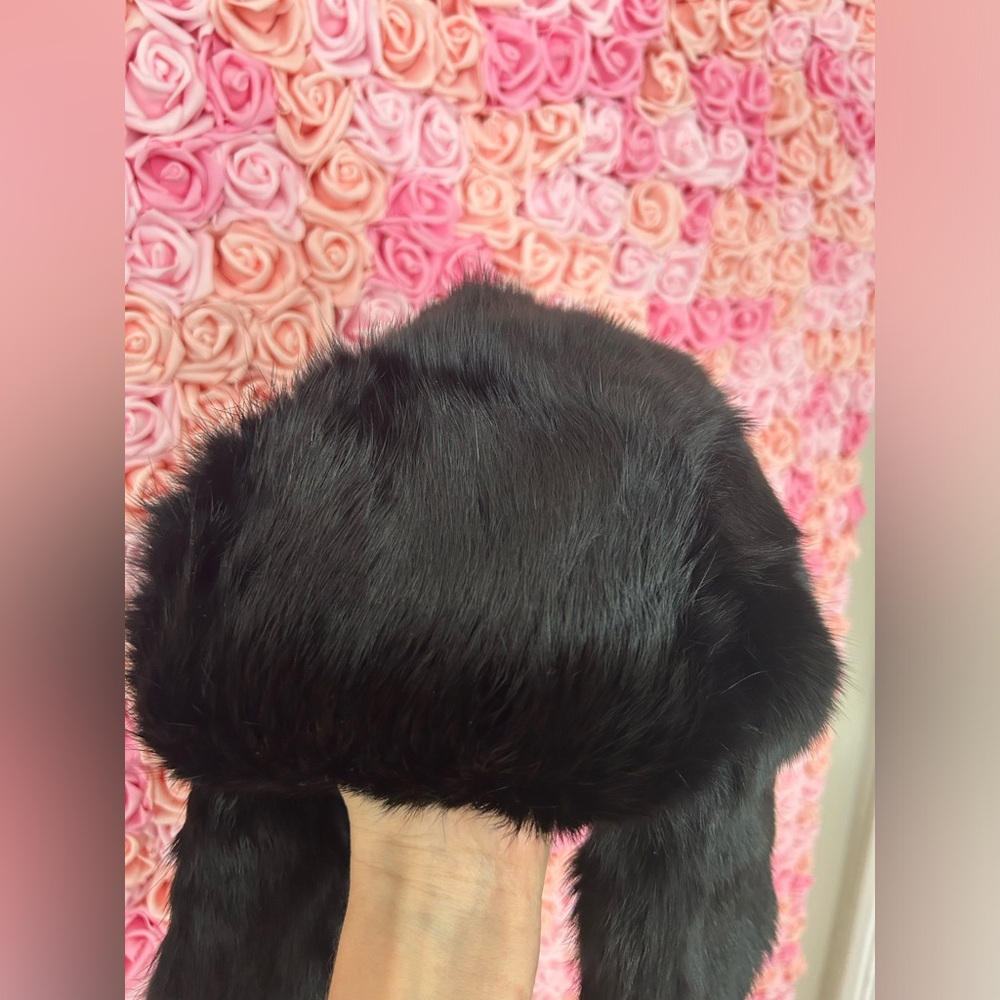 Rabbit fur hat - Picture 3 of 5
